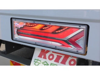 小糸 オールLEDリアコンビネーションランプ 流鏑馬 メッキ調レッドVer. R側 LEDRCL-5RE